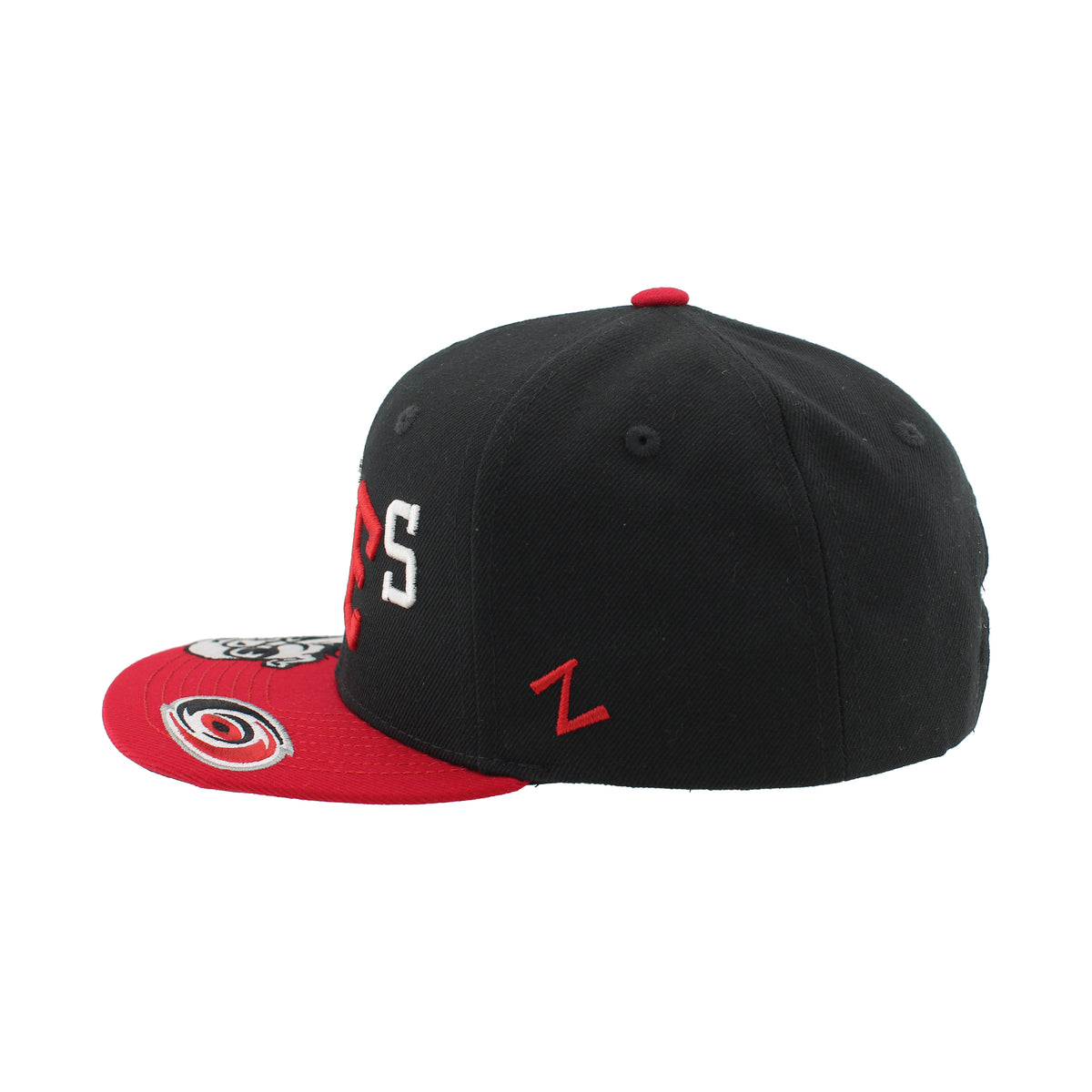 Left: Red 'z' Zephyr logo on left side, Primary logo on left side of brim