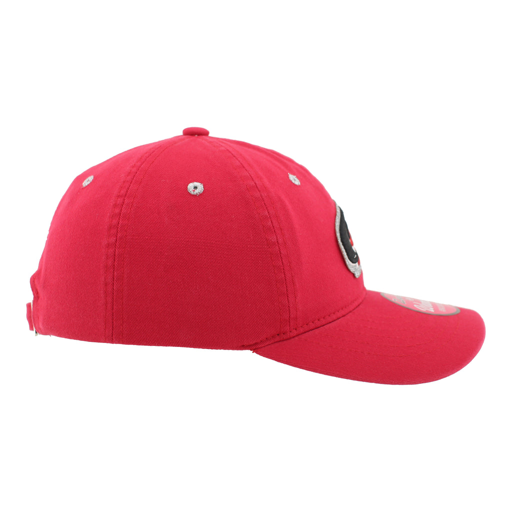 Right: Red crown, silver eyelets