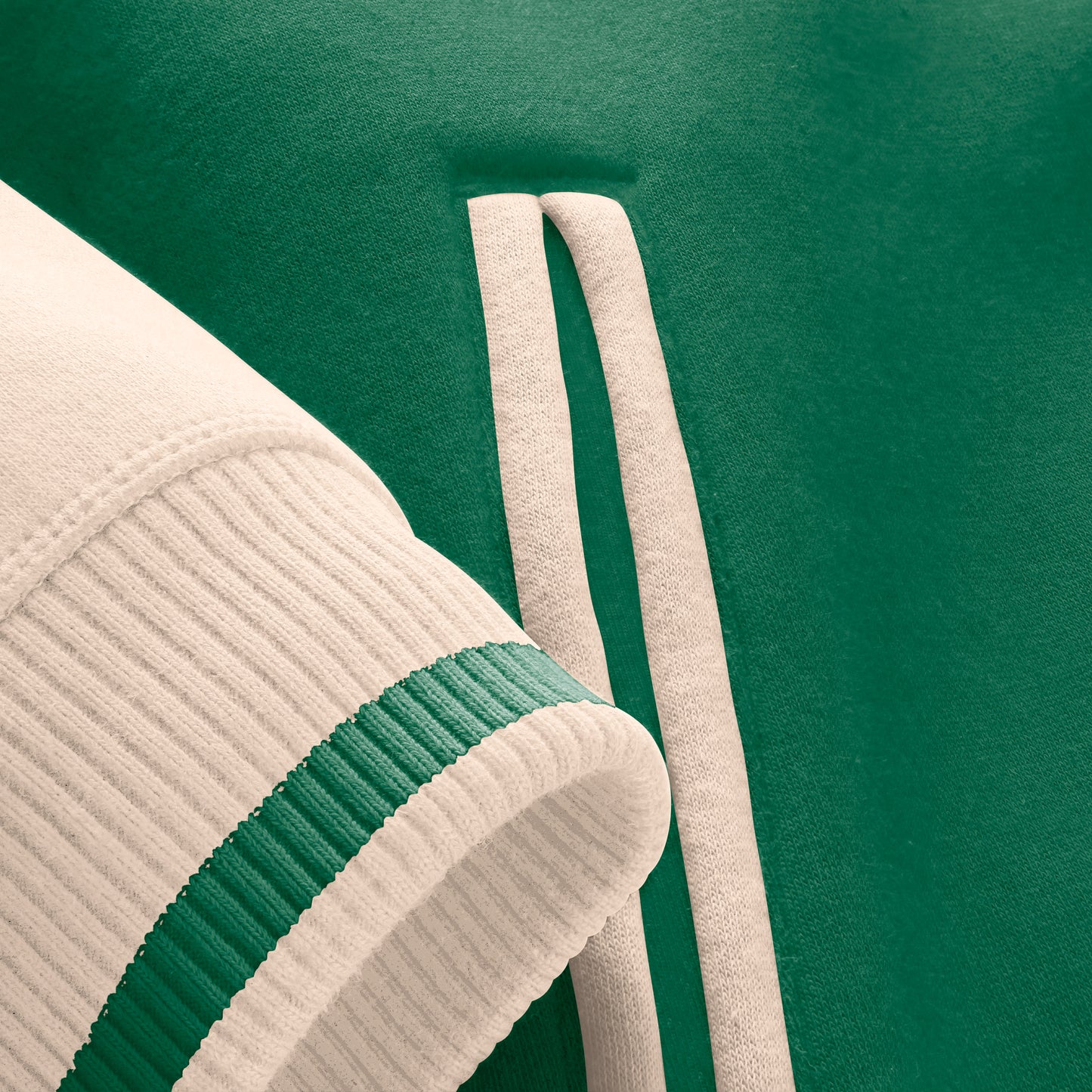 Close up of the wrists on sleeves and the pockets