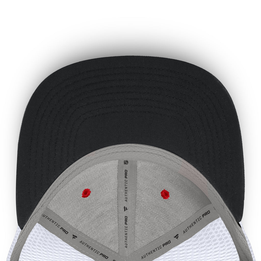 Under: Black underbrim