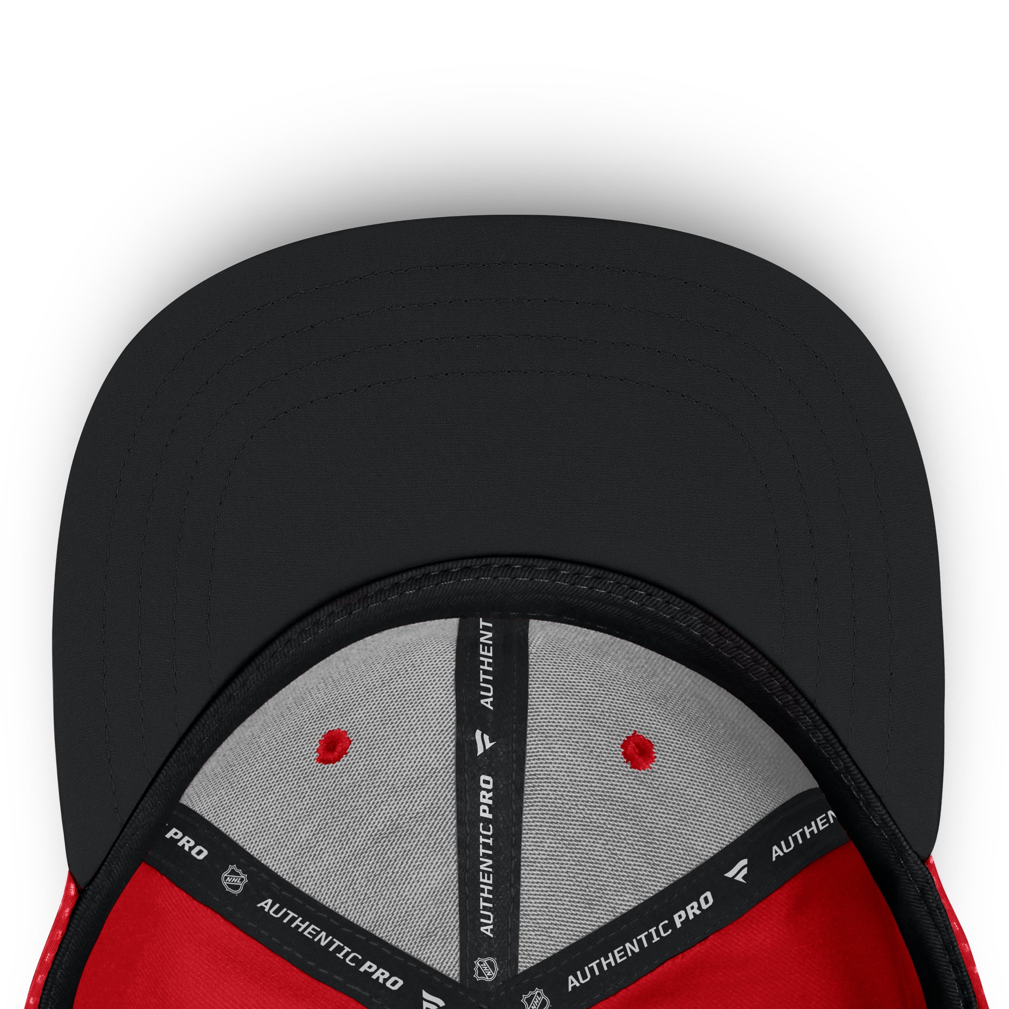 Under: Black underbrim