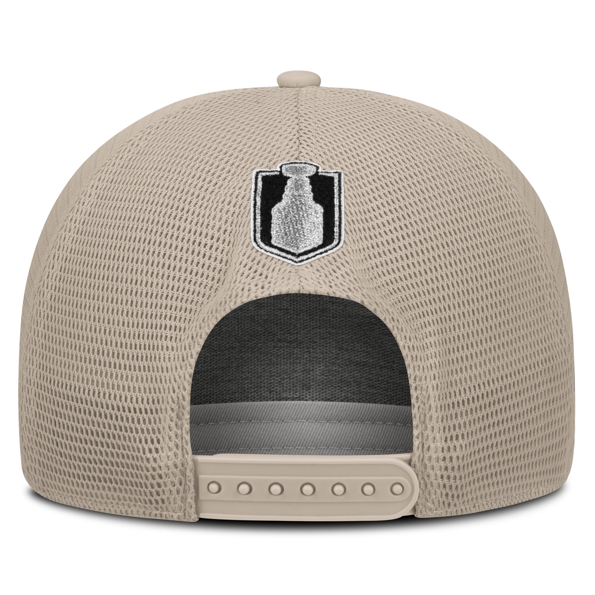 Back: Biege snapback straps, textured Stanley Cup logo above straps