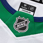 Close up of the holographic NHL Shield at the neckline on front