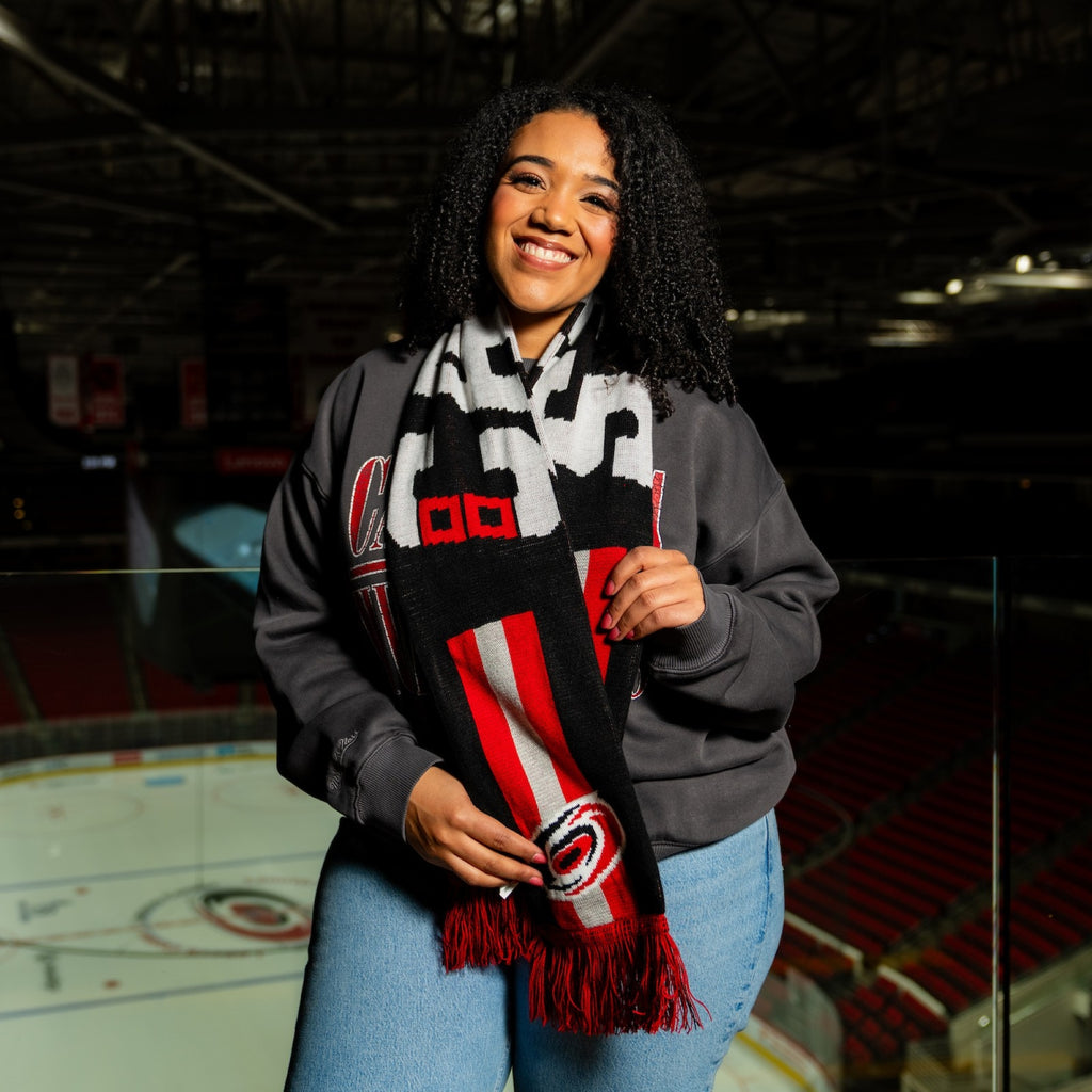 The scarf being worn by a model at the Lenovo Center