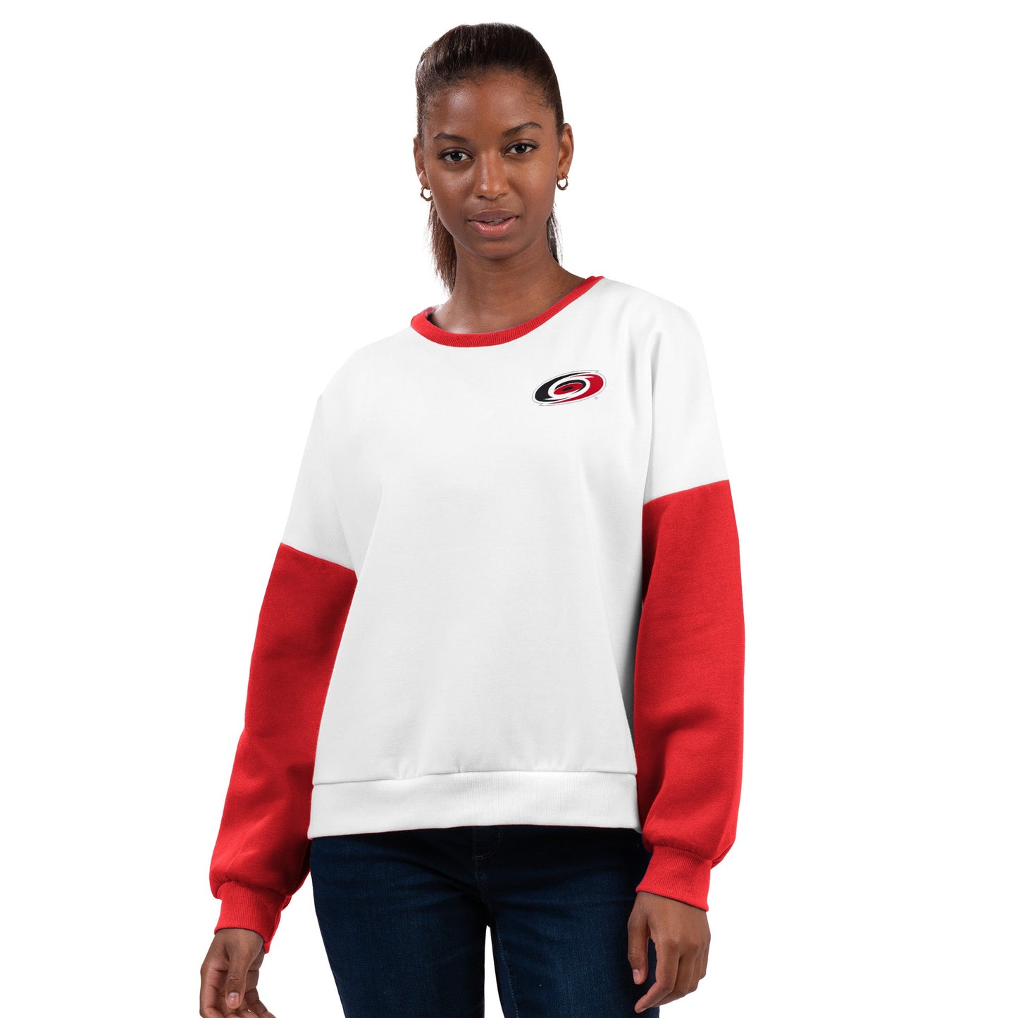 Front: White sweater with half red sleeves, primary logo on left chest