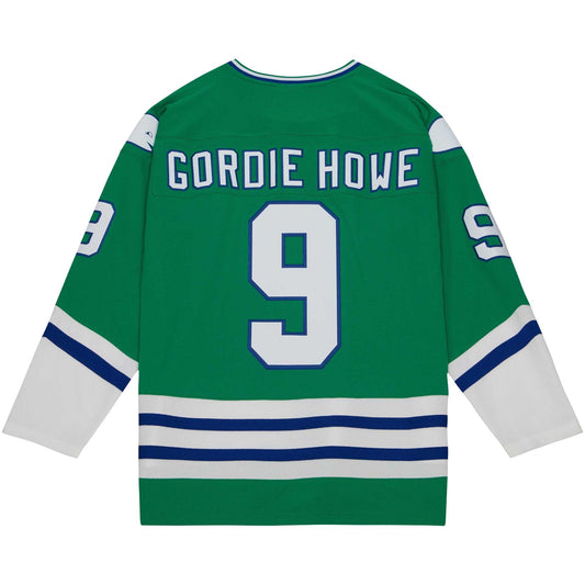 Back: Green Whalers jersey, "GORDIE HOWE 9" on back in white and blue