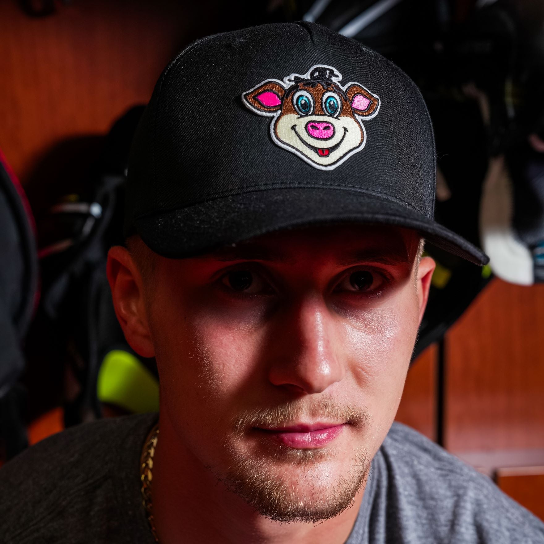 Hurricanes forward Martin Necas wearing the hat